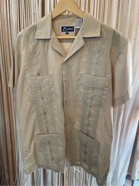 Lada beige short sleeve guayabera shirt Mexican Wedding shirt Cuban Camp